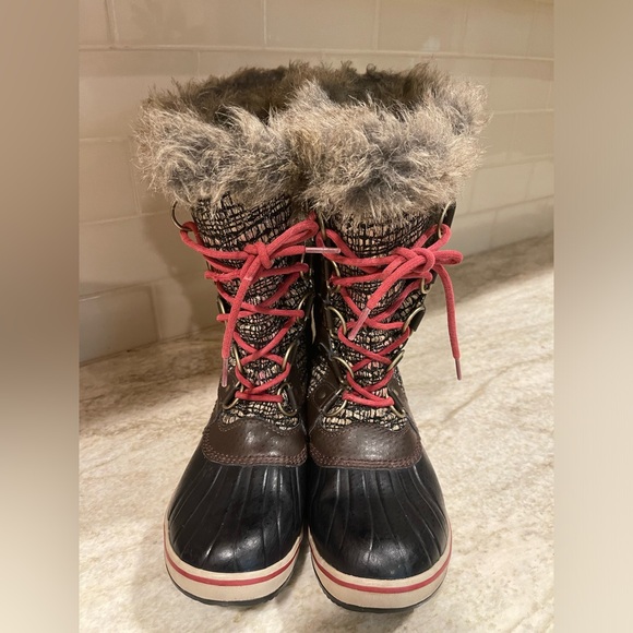 Sorel Boot 7.5 - Picture 10 of 11
